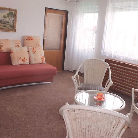 Apartman Luznicka, Sobeslav Ngoại thất bức ảnh