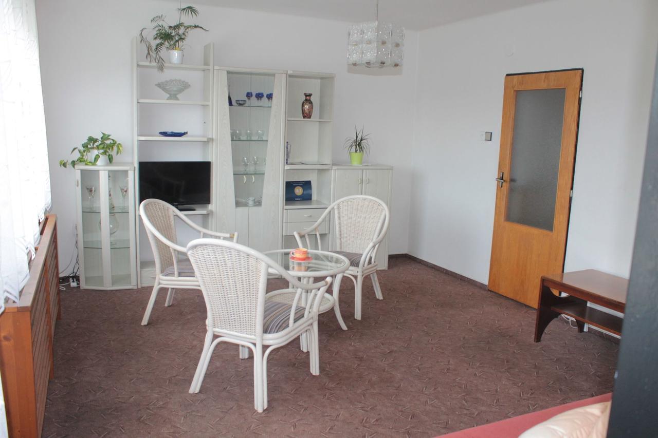 Apartman Luznicka, Sobeslav Ngoại thất bức ảnh